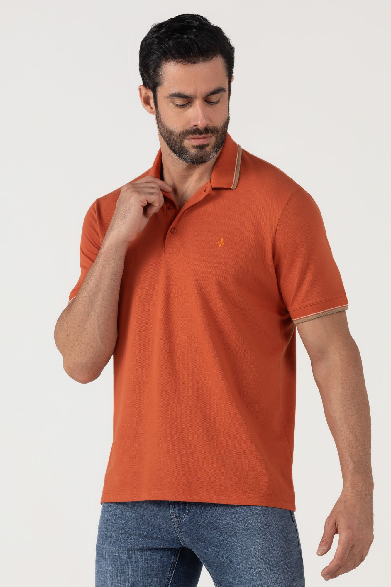 Polo Masculina Regular Manga Curta em Piquet DLZ