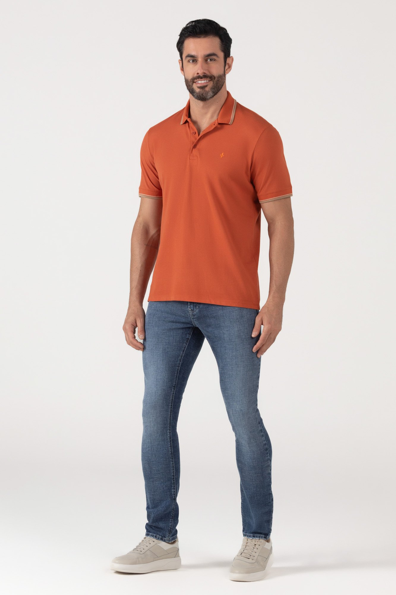 Polo Masculina Regular Manga Curta em Piquet DLZ