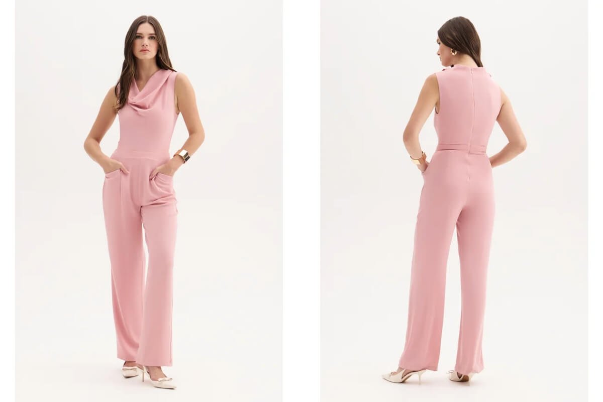 mulher usando um macacao na cor rosa