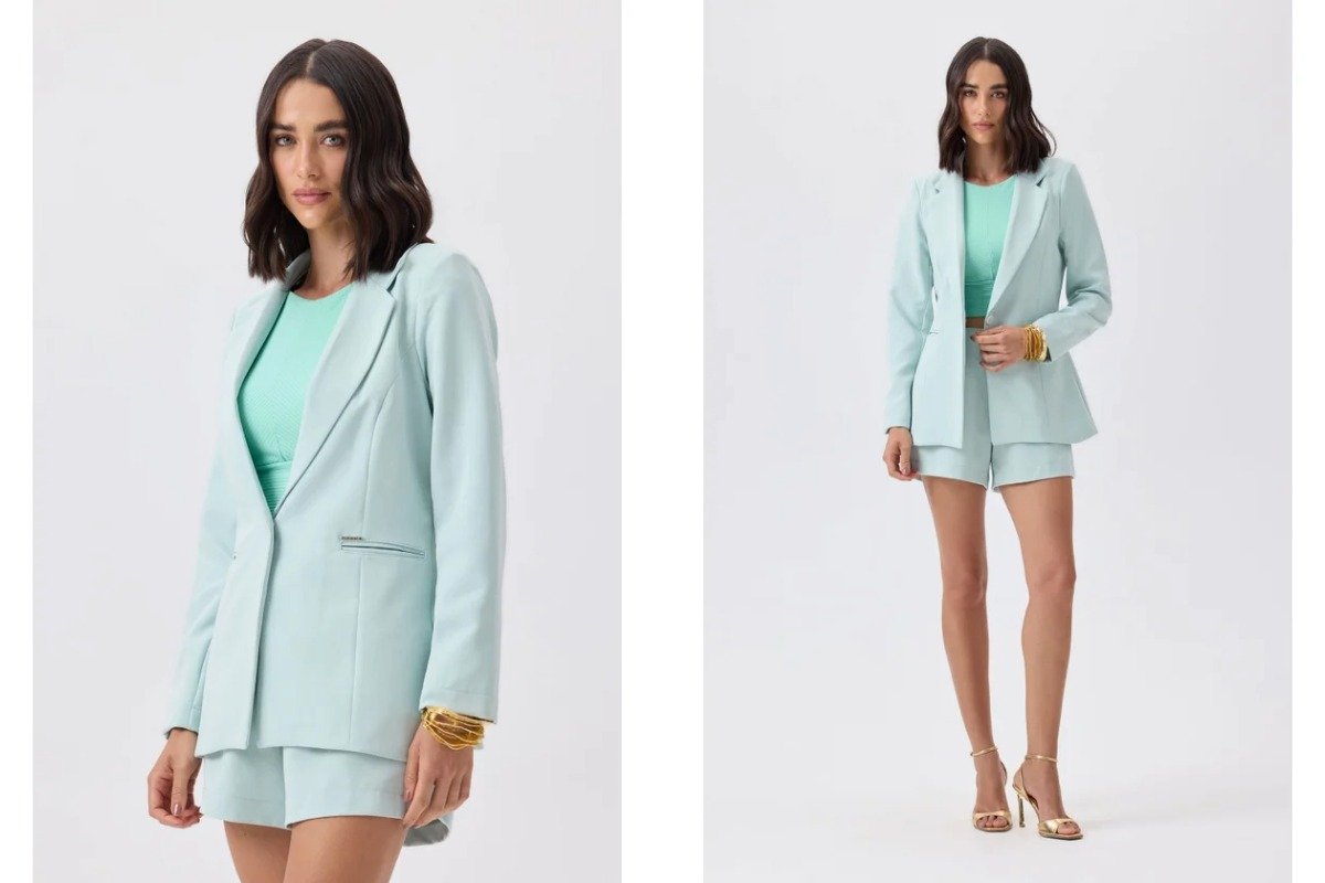 mulher branca usando conjunto alfaiataria azul