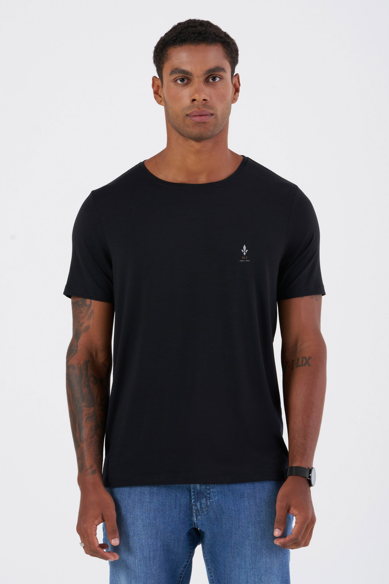 Camiseta Masculina Regular DLZ